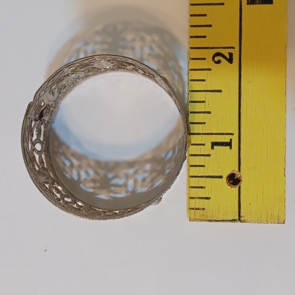 Vintage Kemp and Beatley Fleur Delis Filigree Napkin Ring Set of 6 L@@K! - Picture 5 of 12